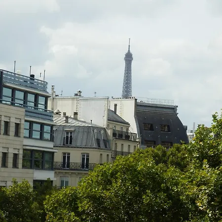 Madeleine City Center