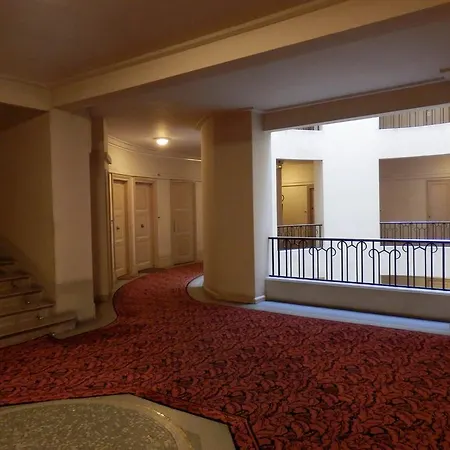 Madeleine City Center Appartement *